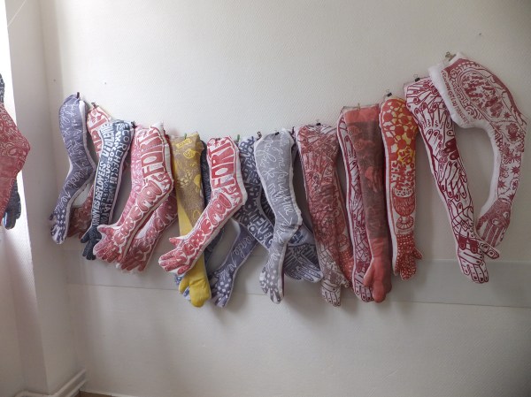 serre-moi-fort-mais-pas-trop-installation-epsm-des-flandres-samia-kachkachi-3