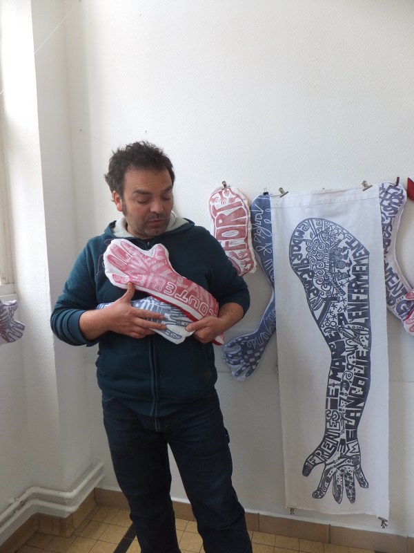 serre-moi-fort-mais-pas-trop-samia-kachkachi-essai-alessio