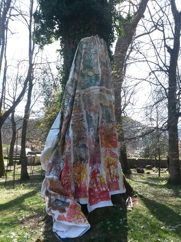 housse-d-arbre-art-au-jardin-parc-de-wersserling-samia-kachkachi-6