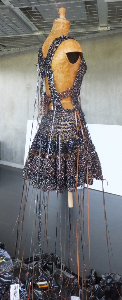 robek7-expo-plastique-Colysée-Lambersart-collectif-ferblanterie-samia-kachkachi-6